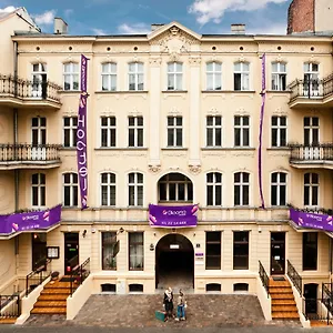 https://blooms-inn-poznan.poznan-hotels.com