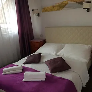 https://hotelik-modlin-airport.warsawhotelspoland.com